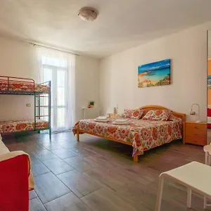  Séjour chez l'habitant Casa Yvona Italie